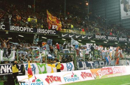 09-LENS-OM 03.jpg